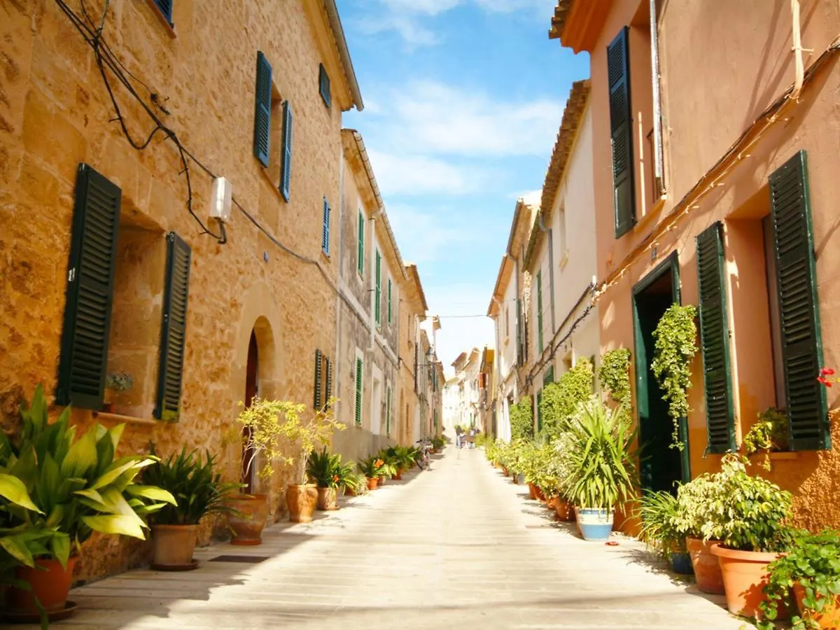 House Es Convent In Alcudia, Close To Beaches Ισπανία
